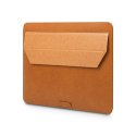 Moshi Muse 13 "3-in-1 Slim Sleeve for MacBook Pro 13" / MacBook Air 13 "(Caramel Brown)